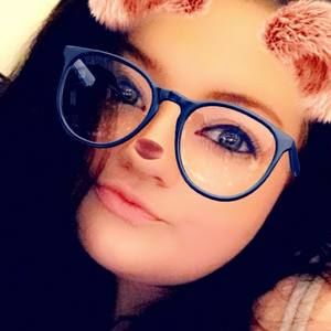 Meet your Posher, Robyn